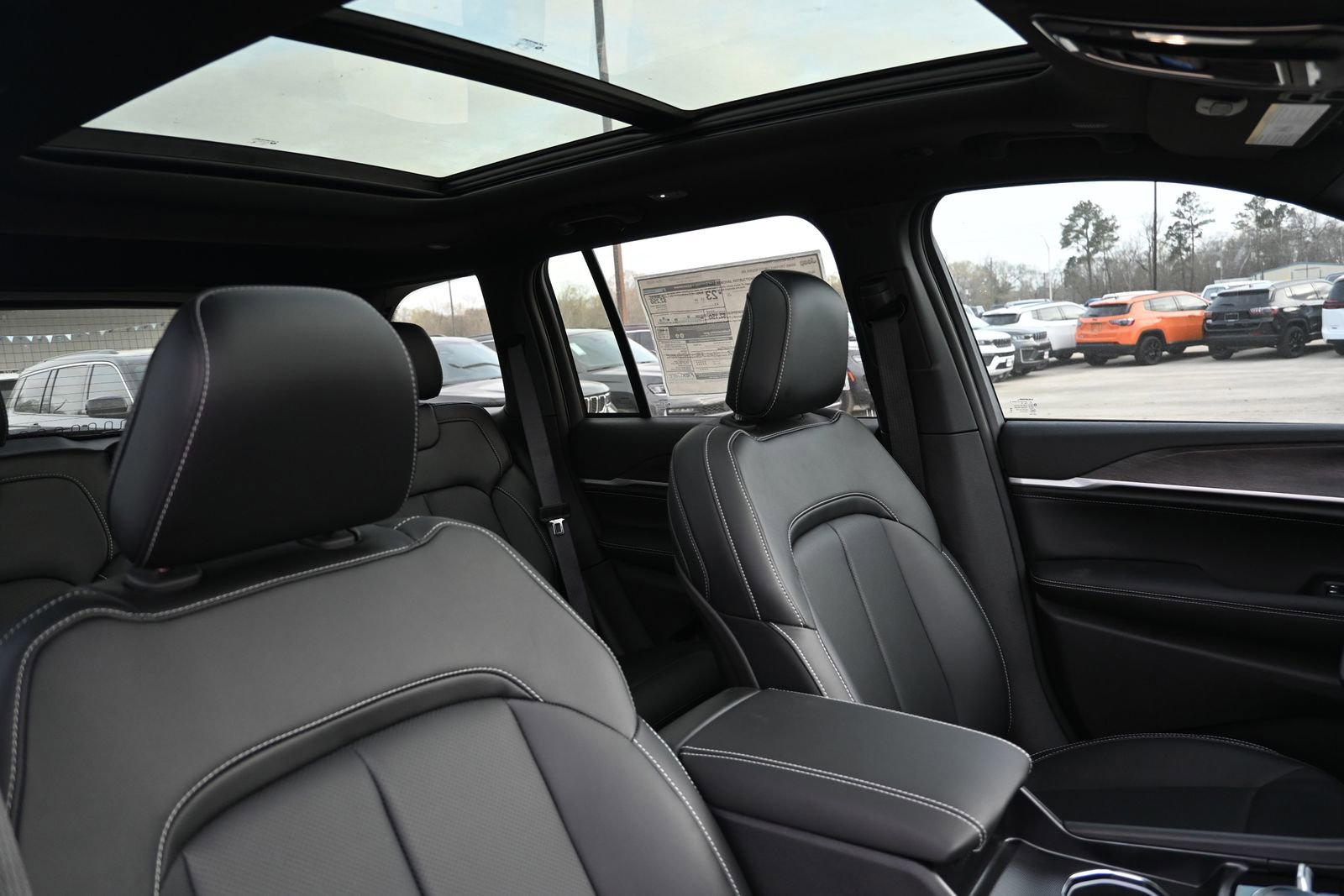 New 2026 Jeep Grand Cherokee Limited image 25