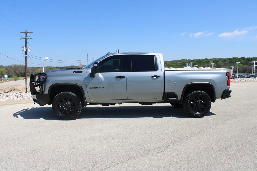 Used 2025 Chevrolet Silverado 2500 LTZ w/ LTZ Convenience Package image 5
