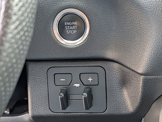 Used 2022 Toyota Tundra Limited image 19