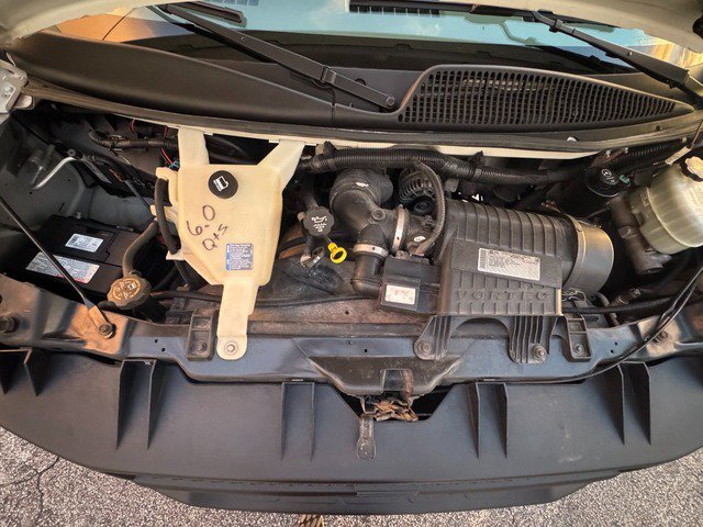 Used 2013 Chevrolet Express 2500 RWD image 13