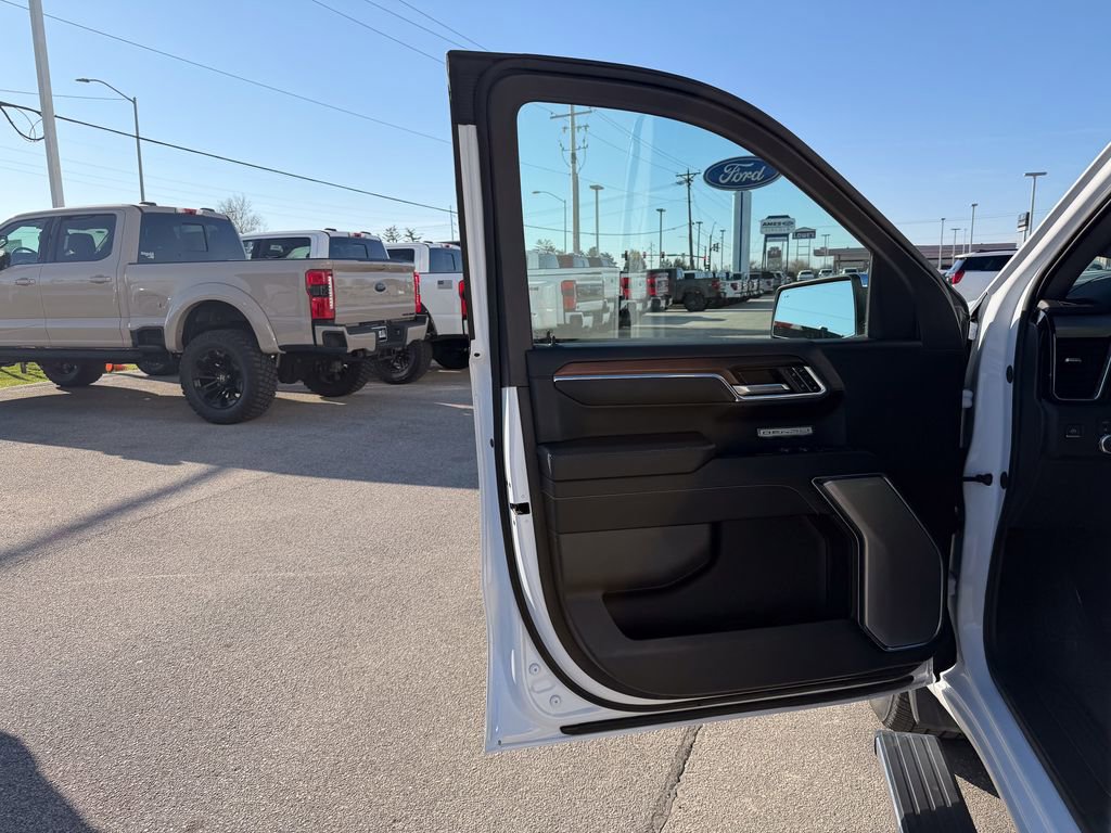 Used 2024 GMC Sierra 1500 Denali w/ Denali Reserve Package image 12