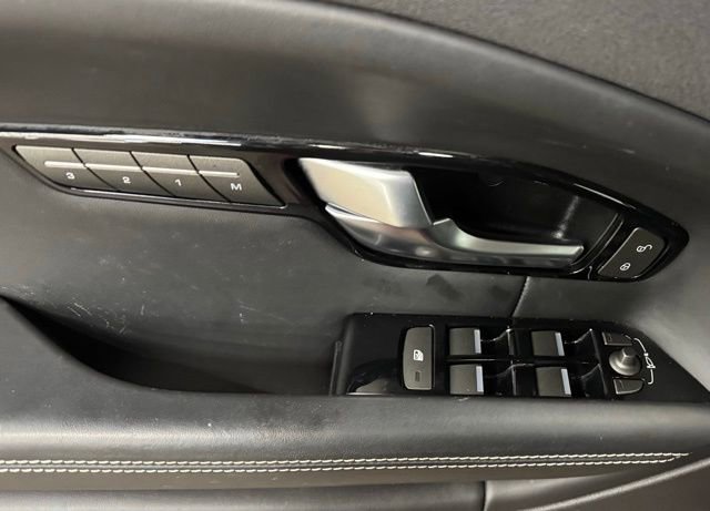 Used 2018 Land Rover Range Rover Evoque HSE image 21