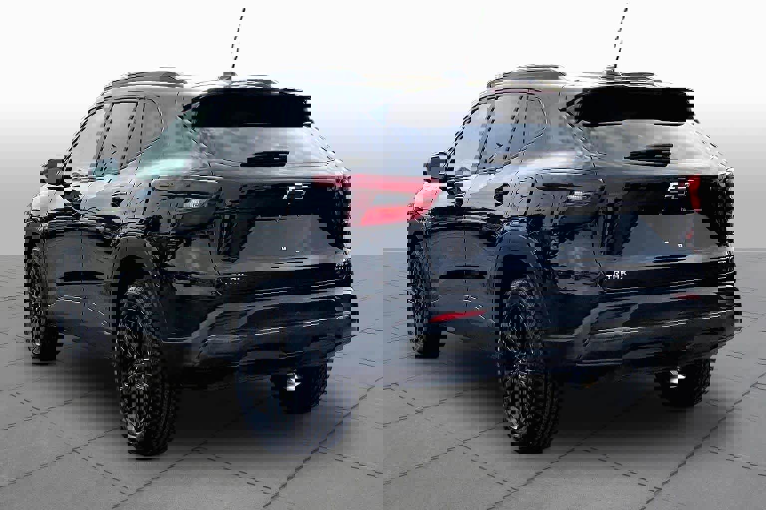 Used 2025 Chevrolet Trax ACTIV w/ Driver Confidence Package FWD image 12