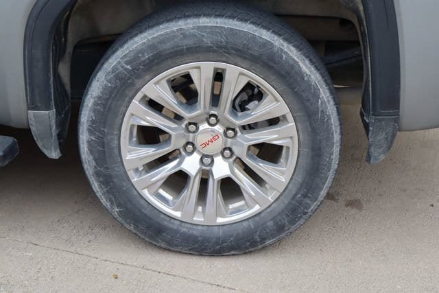 Used 2024 GMC Sierra 1500 Denali RWD image 30