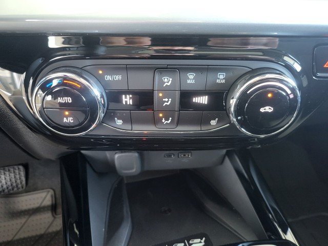 New 2026 Chevrolet Trax LT w/ Sunroof Package FWD image 26