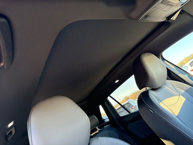 New 2026 Volkswagen Tiguan SE R-Line image 23