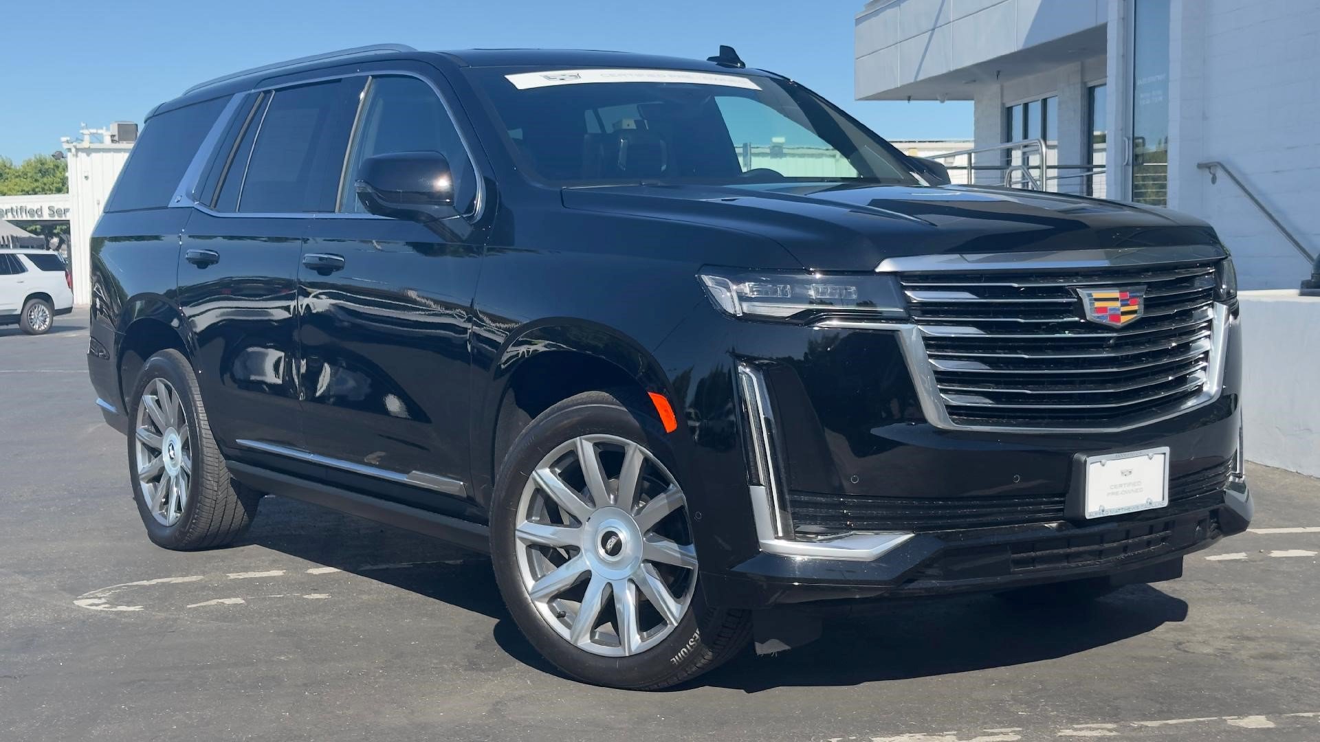 Certified 2024 Cadillac Escalade Premium Luxury Platinum AWD/4WD image 1