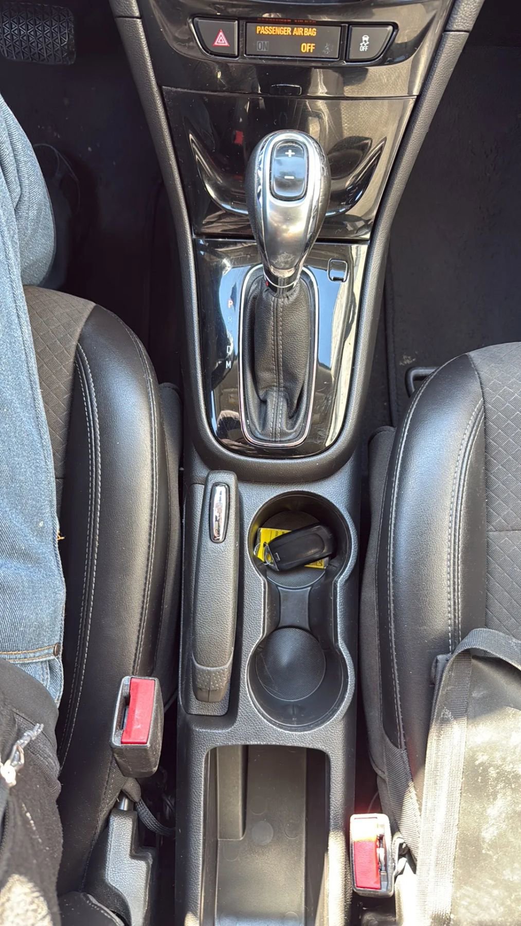 Used 2018 Buick Encore Preferred image 19