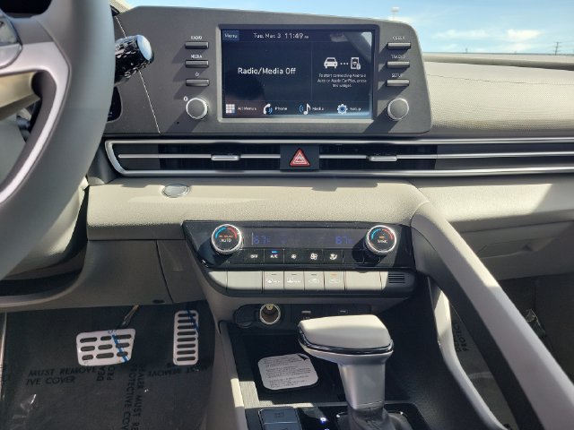 New 2026 Hyundai Elantra Sport FWD image 13