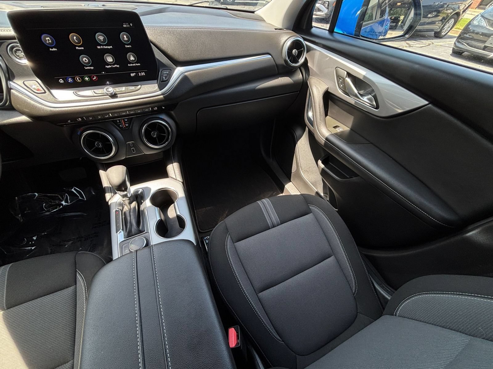 Used 2025 Chevrolet Blazer LT FWD image 35