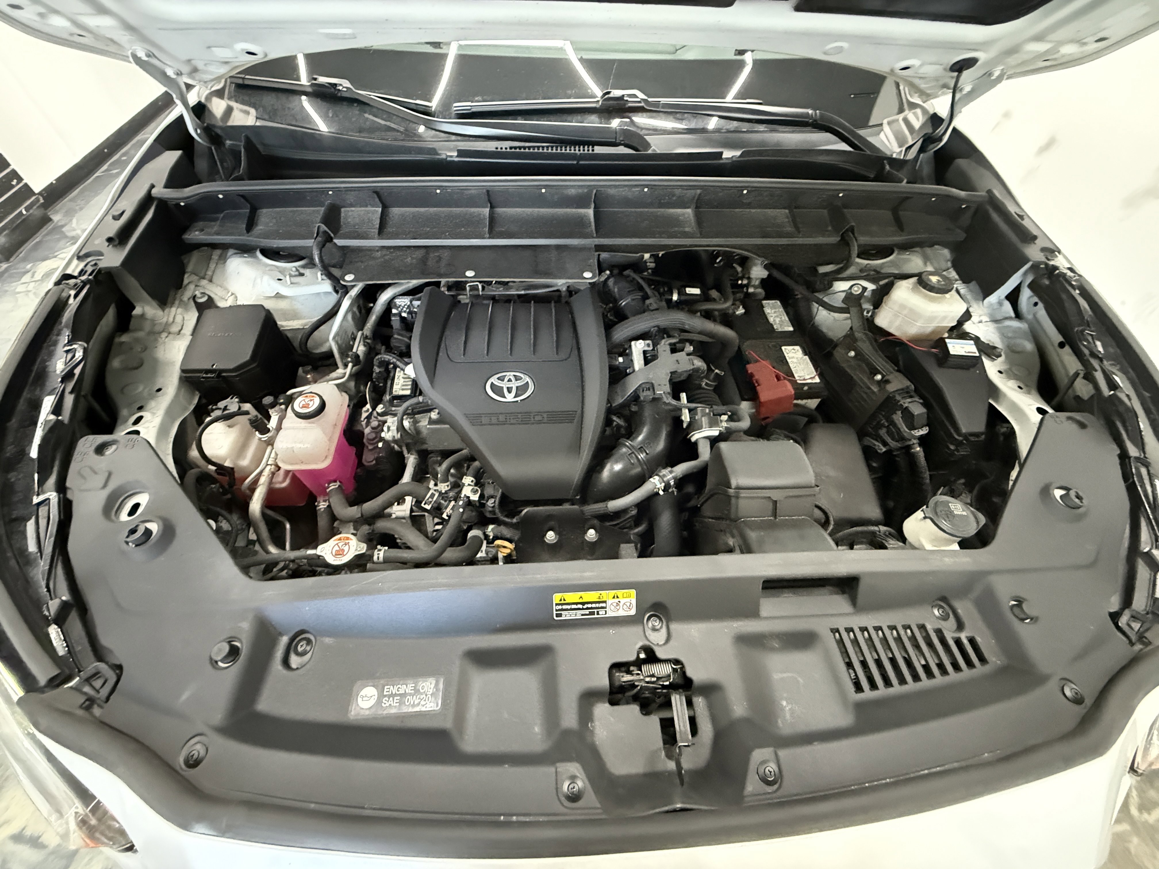 Used 2024 Toyota Highlander XLE image 31