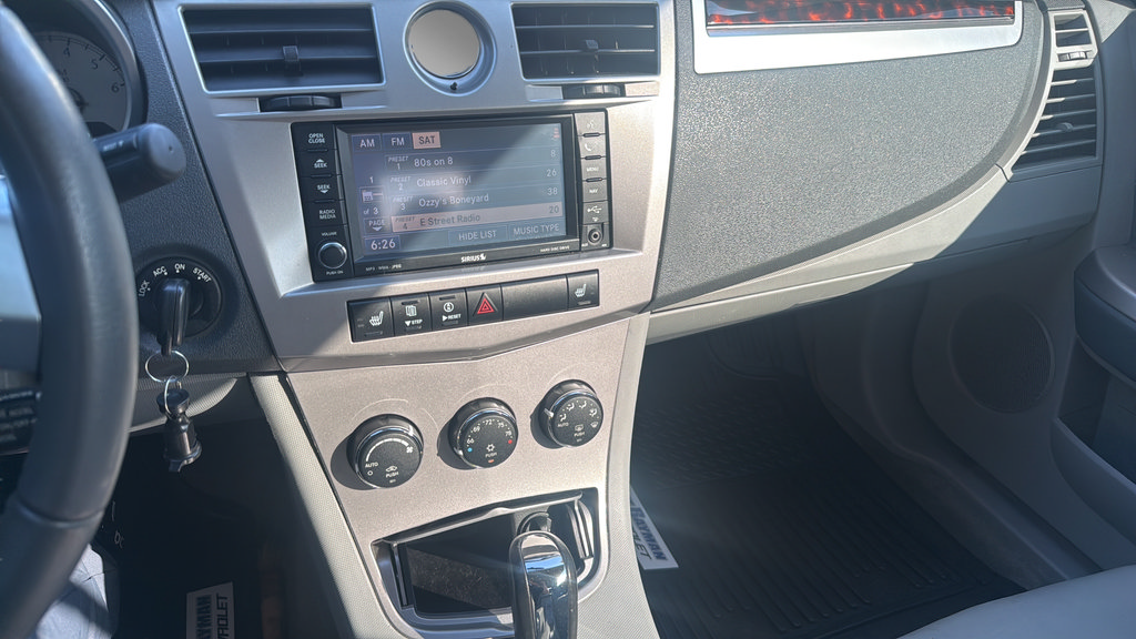 Used 2008 Chrysler Sebring Limited w/ Luxury Group FWD image 16