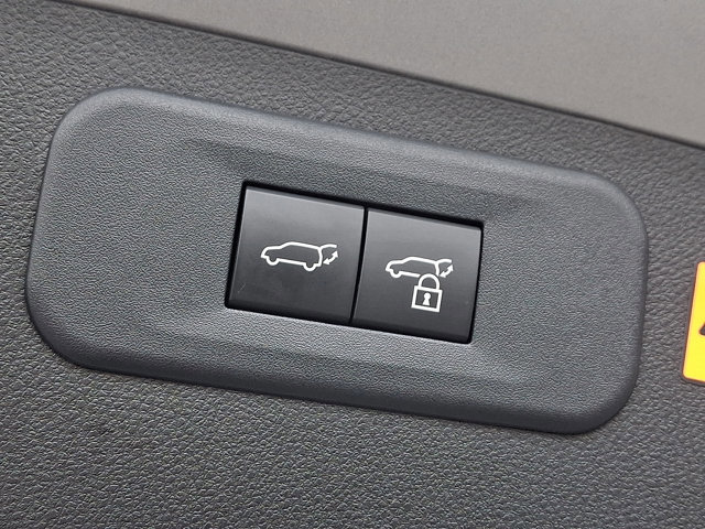 Used 2025 Lexus NX 350h AWD w/ Cold Area Package image 28