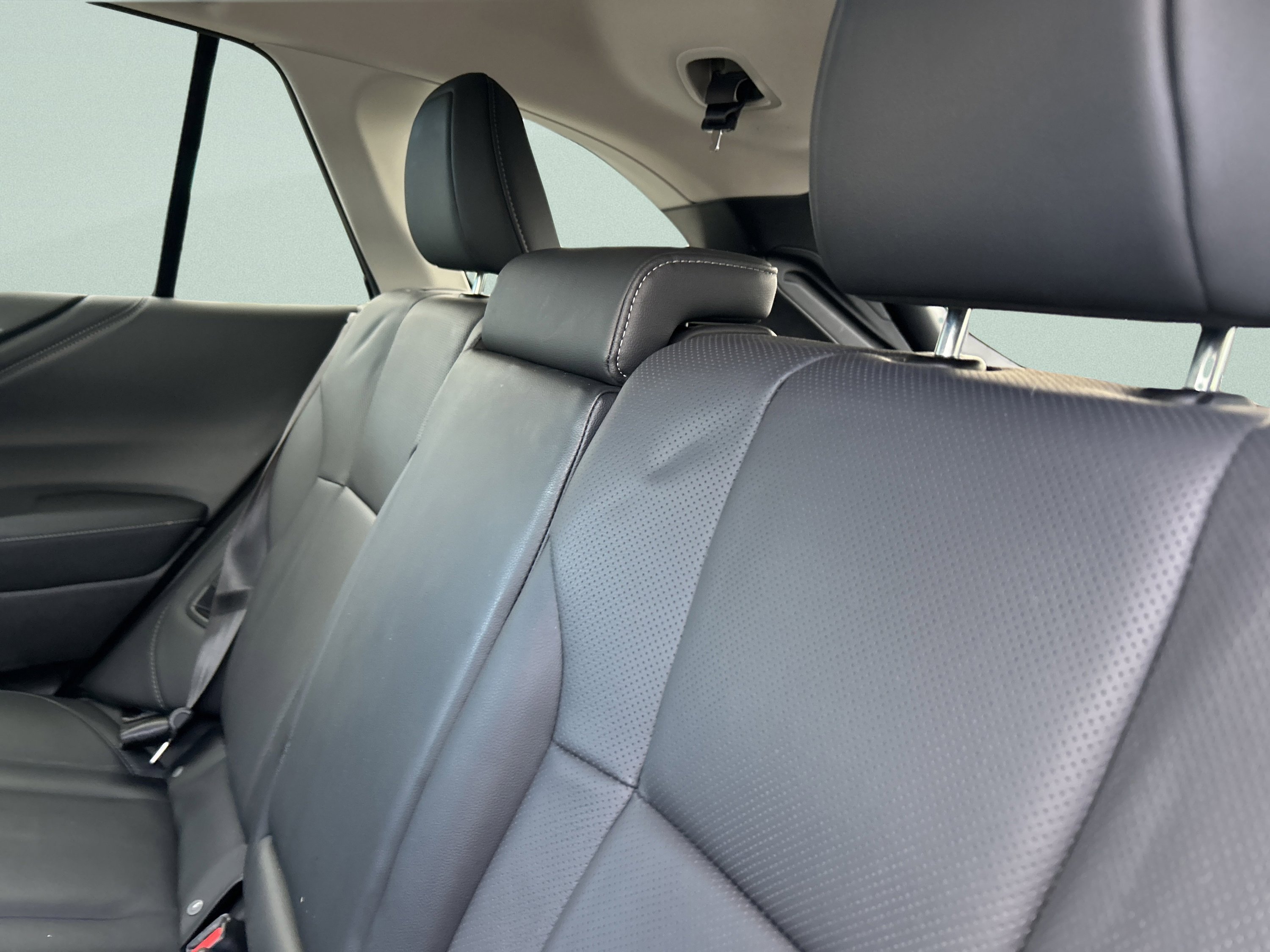 Used 2023 Subaru Outback Limited image 31