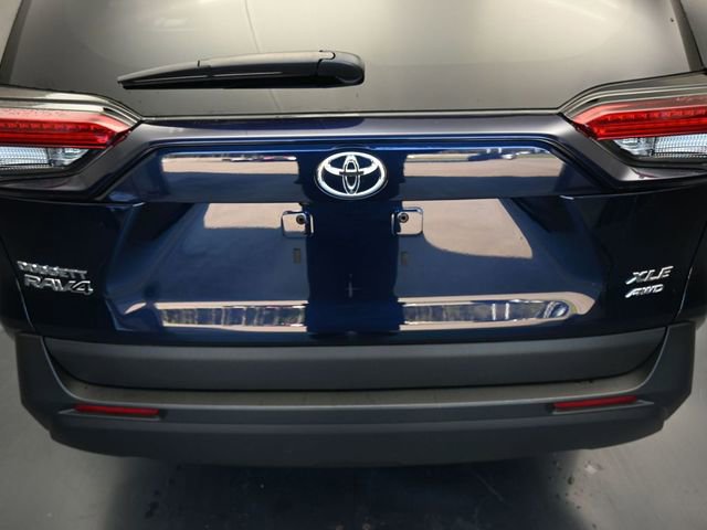 Certified 2025 Toyota RAV4 XLE w/ Convenience Package image 12