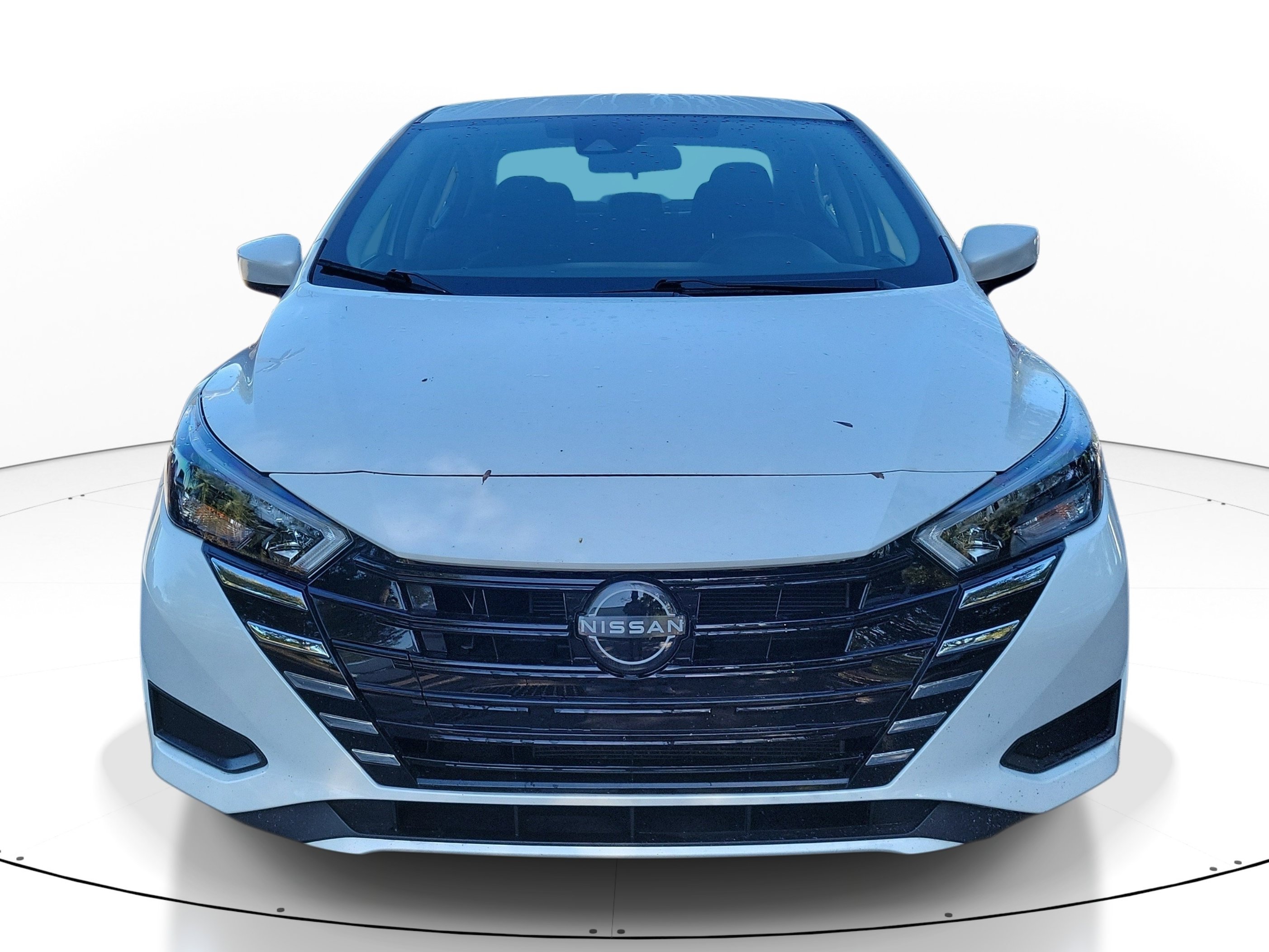Certified 2025 Nissan Versa SV FWD image 2