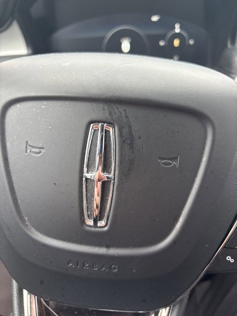 Used 2021 Lincoln Nautilus AWD image 17