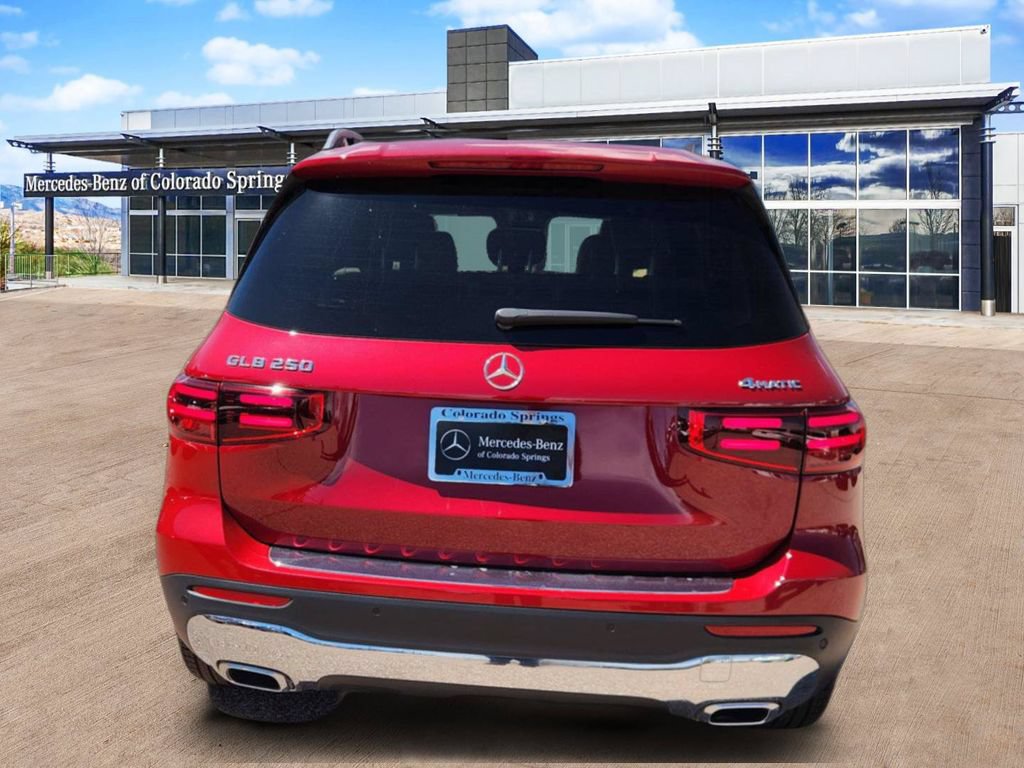 New 2026 Mercedes-Benz GLB 250 4MATIC image 5