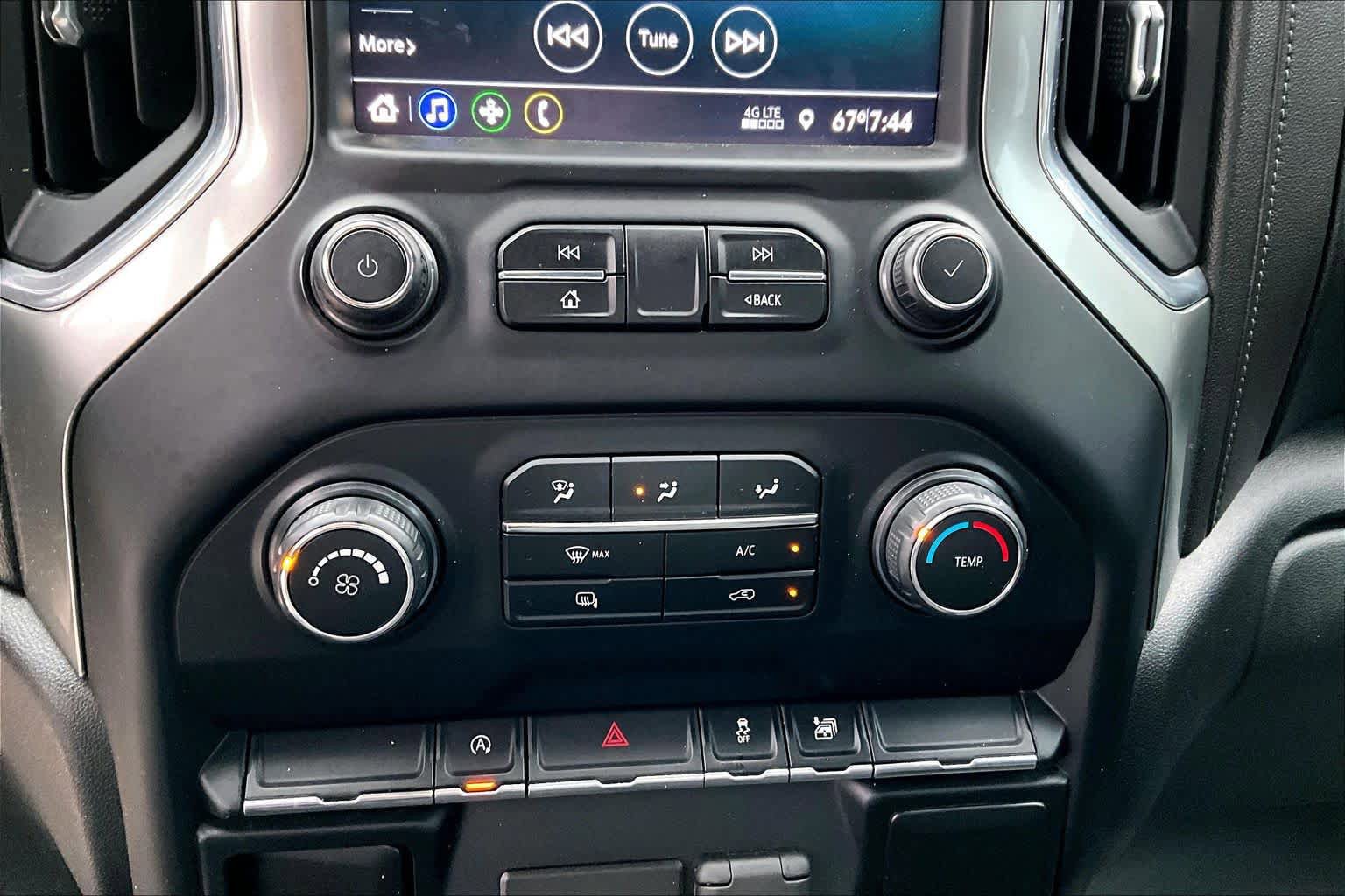 Used 2020 Chevrolet Silverado 1500 LT AWD/4WD image 27