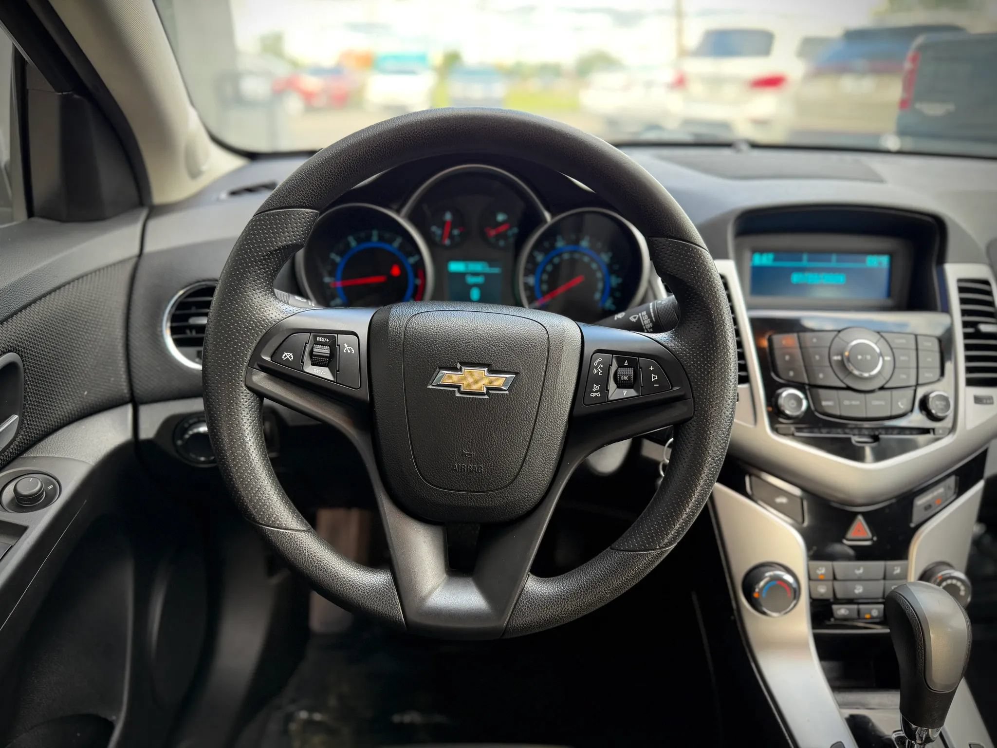 Used 2016 Chevrolet Cruze LT FWD image 9