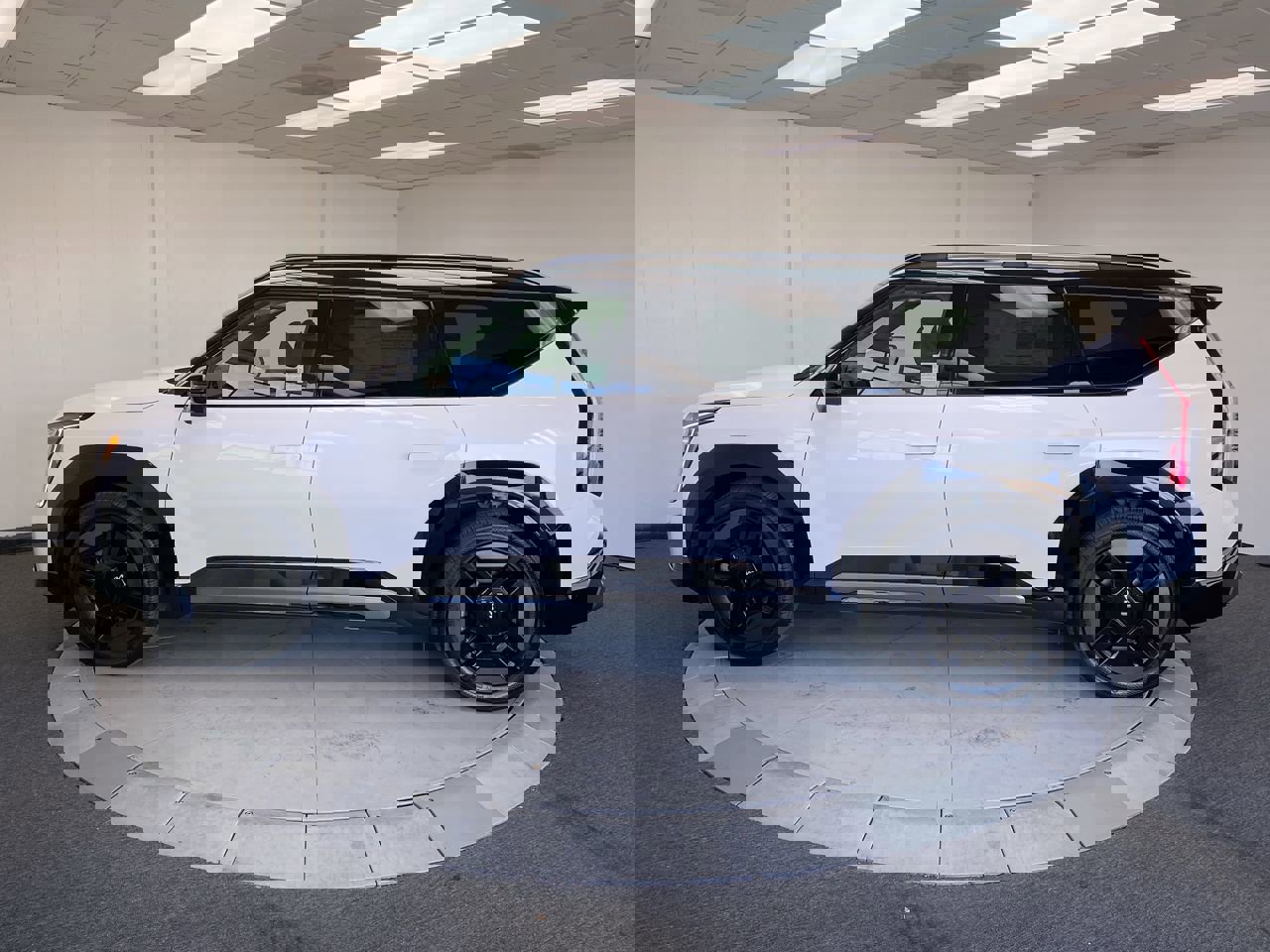 New 2026 Kia EV9 GT-Line image 2