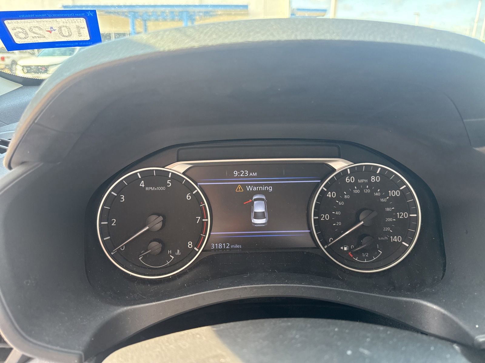 Used 2023 Nissan Altima 2.5 SV FWD image 9