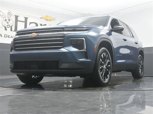 New 2026 Chevrolet Traverse LT w/ Sun and Wheel Package image 4