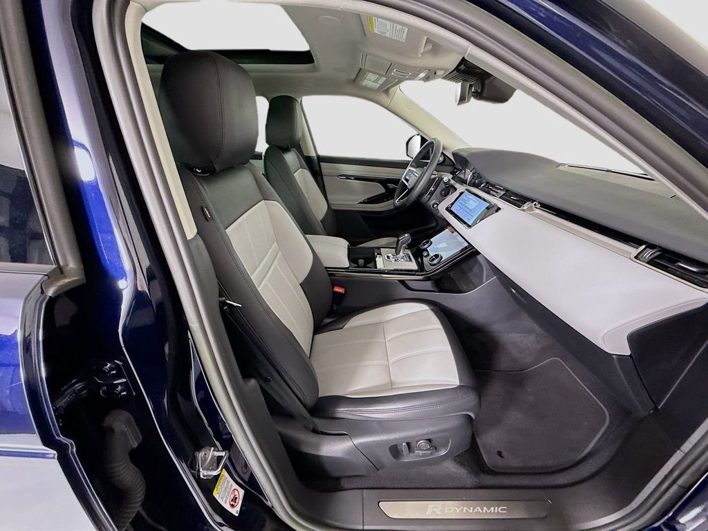 Used 2023 Land Rover Range Rover Evoque R-Dynamic S image 21