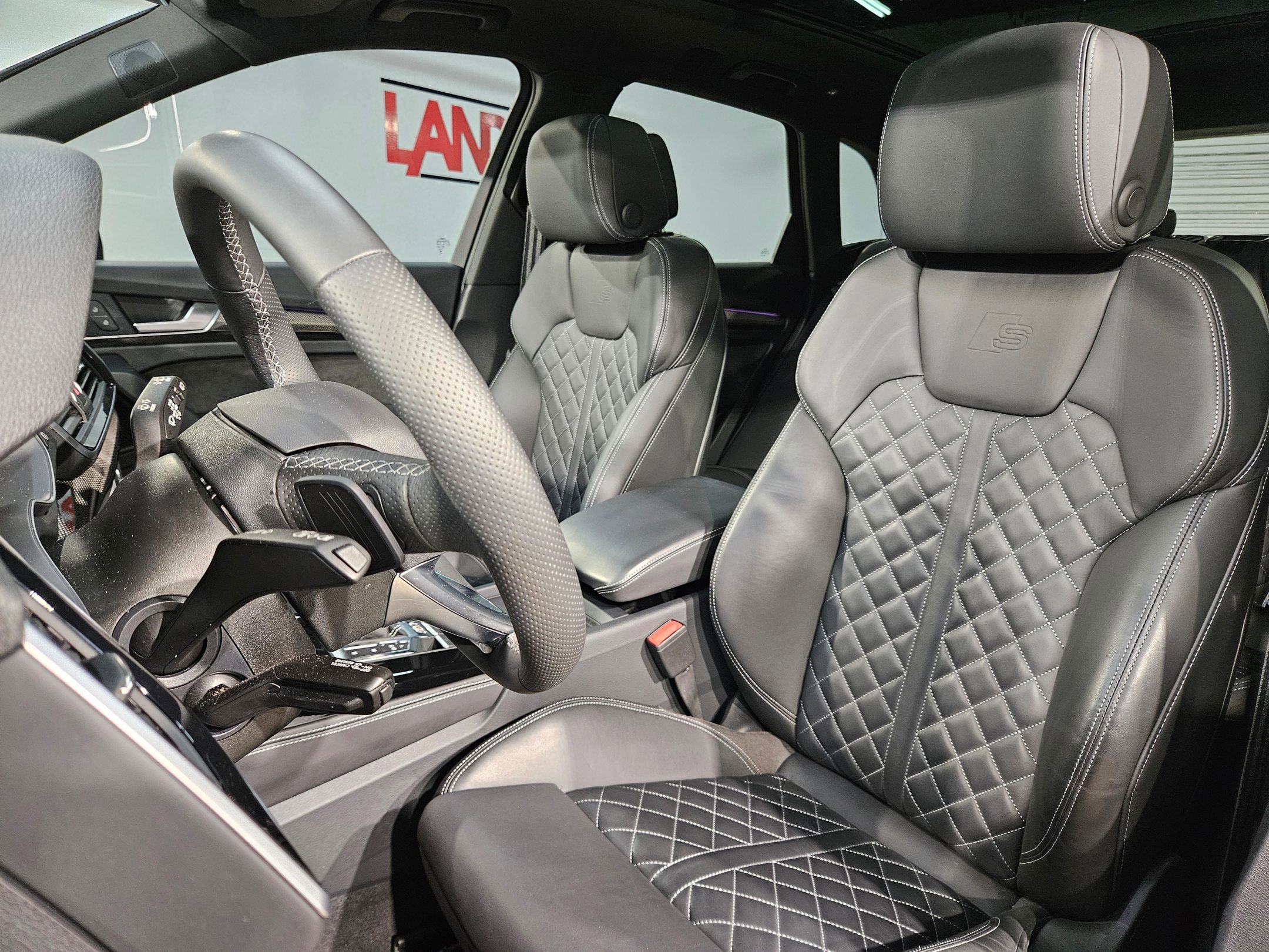 Used 2024 Audi SQ5 Prestige image 24