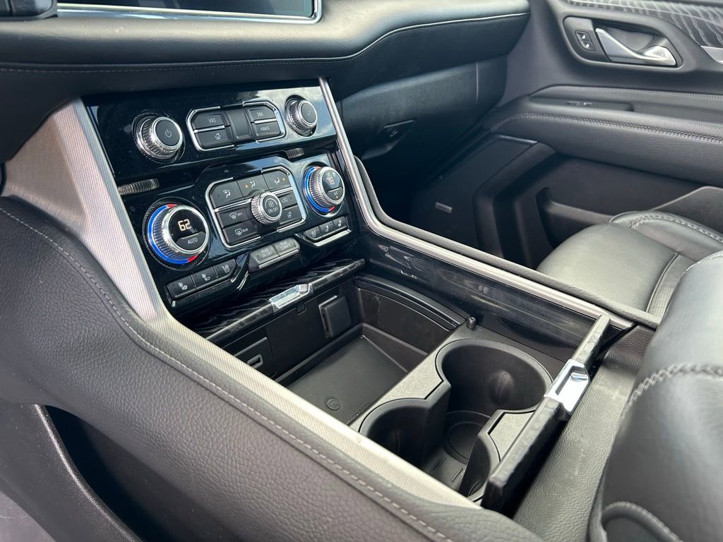 Used 2023 GMC Yukon Denali w/ Denali Reserve Package AWD/4WD image 24