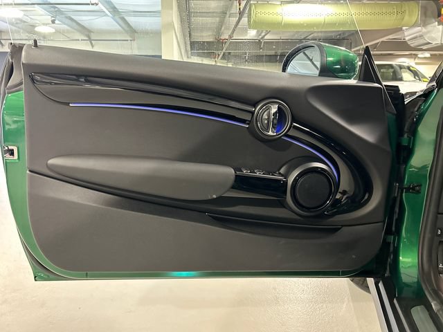 Used 2022 MINI Cooper S FWD image 9