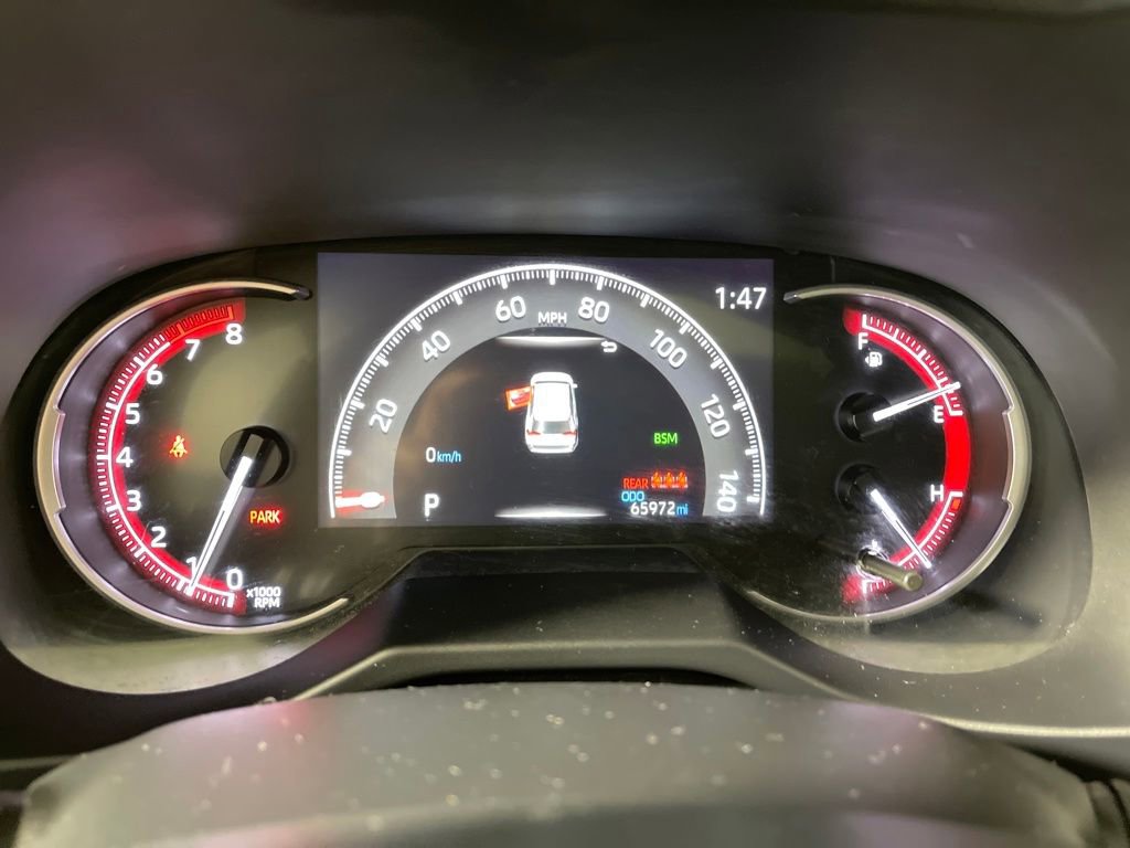 Used 2023 Toyota RAV4 XLE Premium image 18