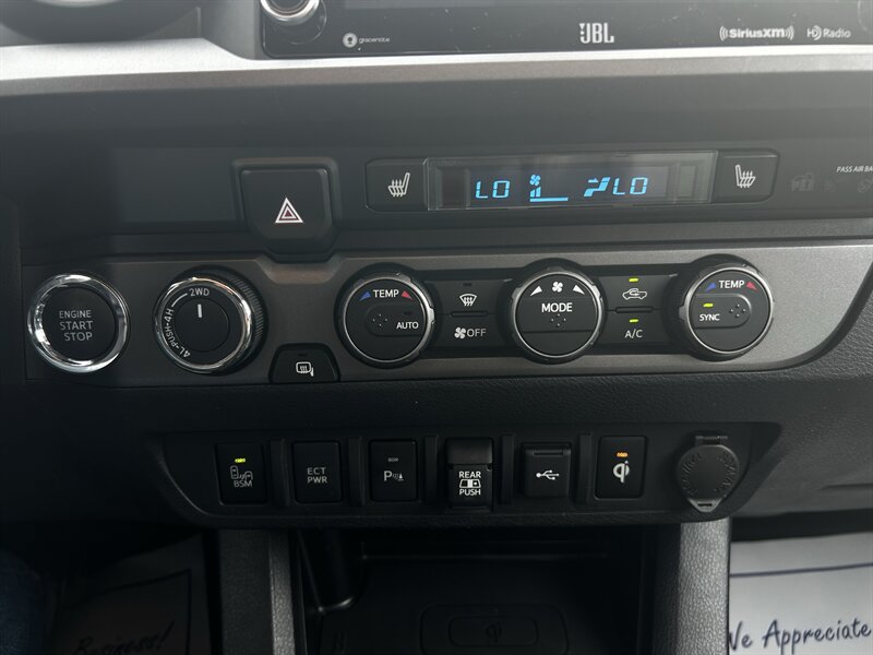 Used 2020 Toyota Tacoma TRD Sport w/ TRD Premium Sport Package AWD/4WD image 20