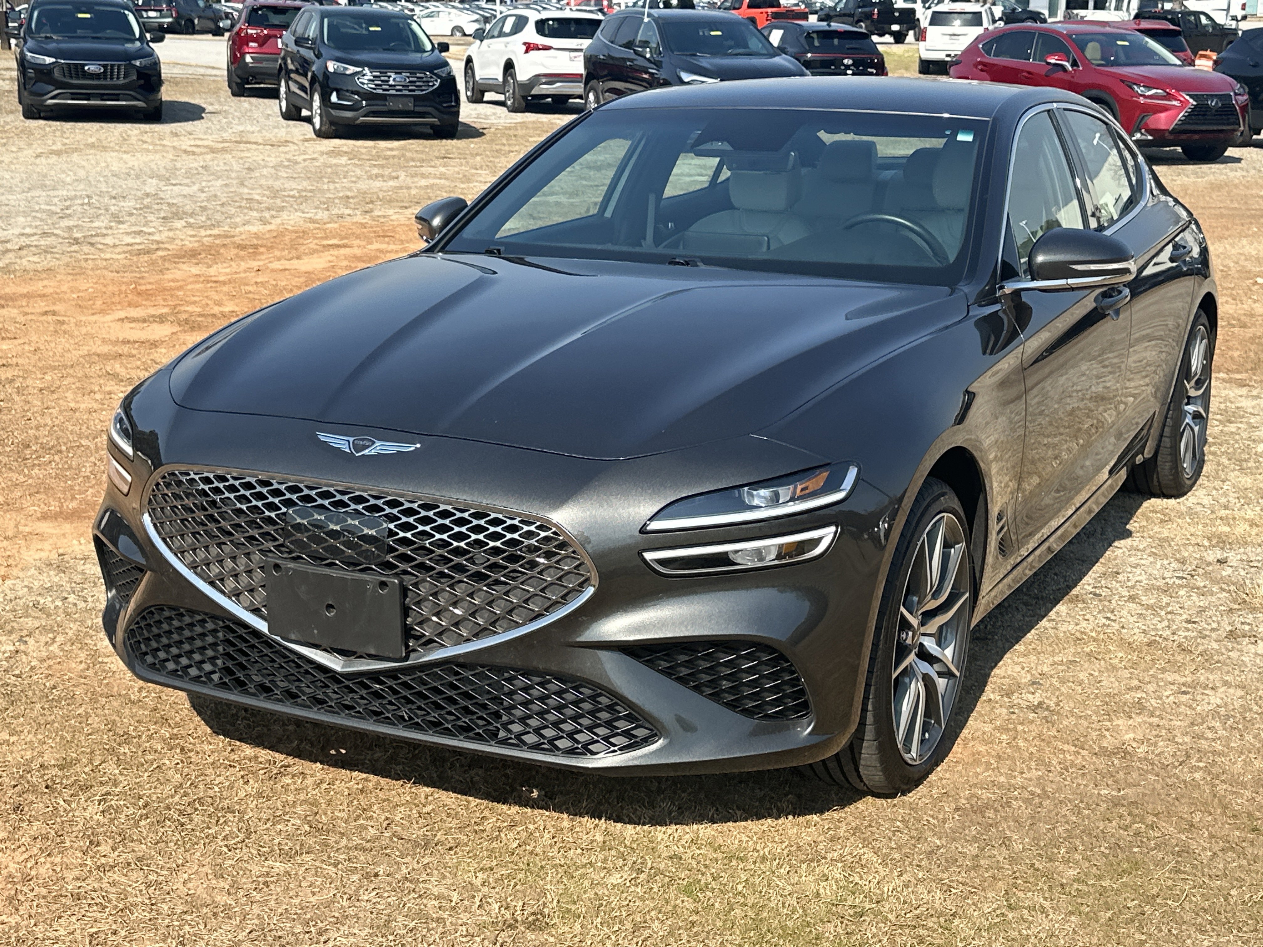 Used 2025 Genesis G70 2.5T image 1