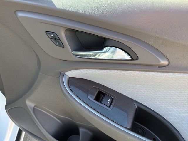 Used 2024 Chevrolet Malibu LT image 46