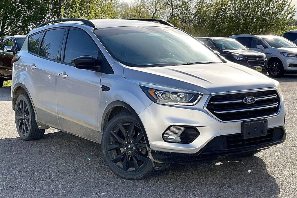 Used 2019 Ford Escape SE AWD/4WD image 1