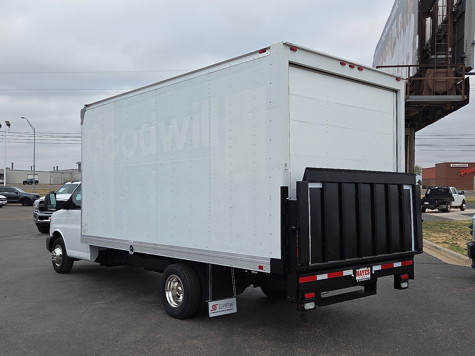 Used 2014 GMC Savana 3500 image 3