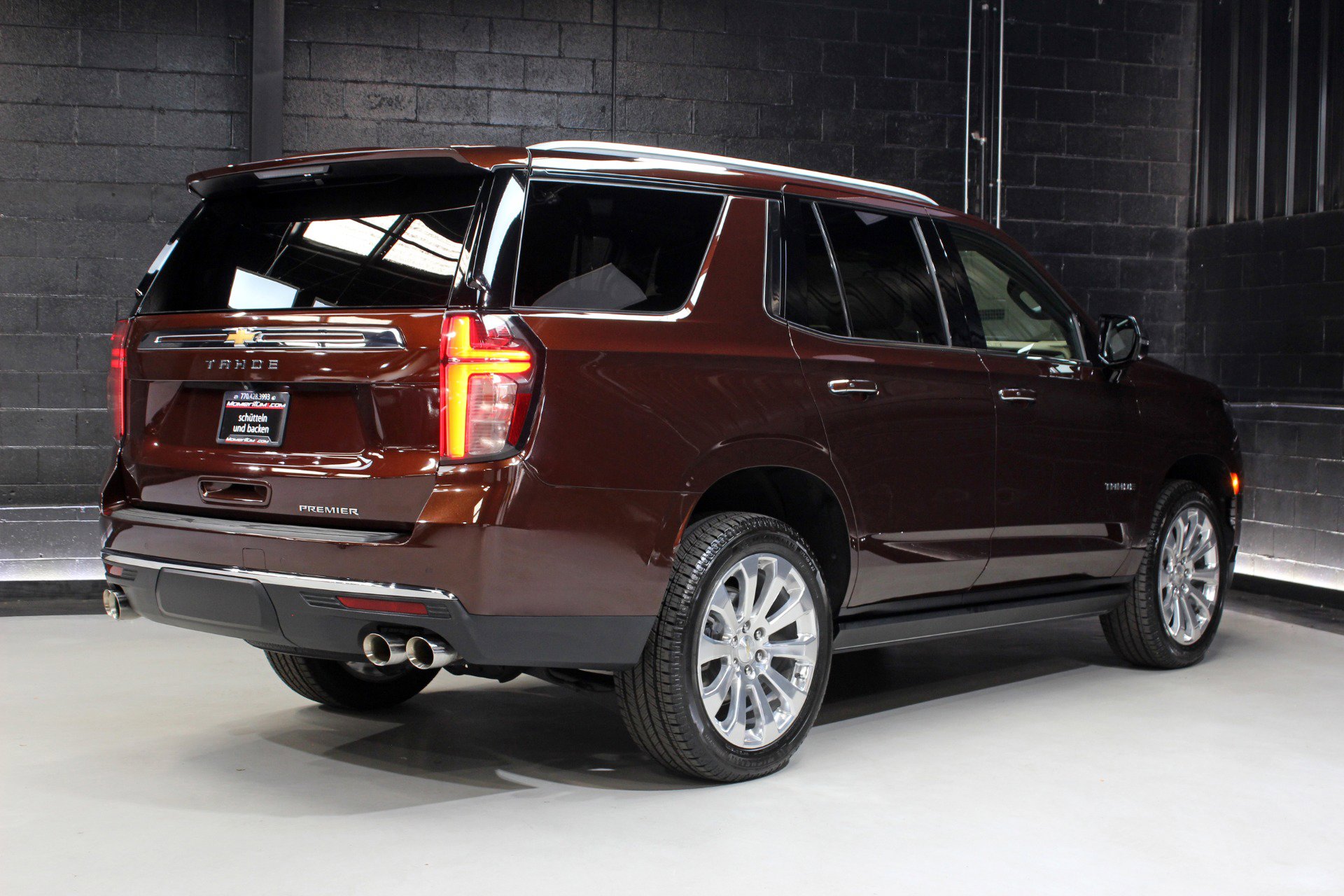 Used 2023 Chevrolet Tahoe Premier RWD image 16