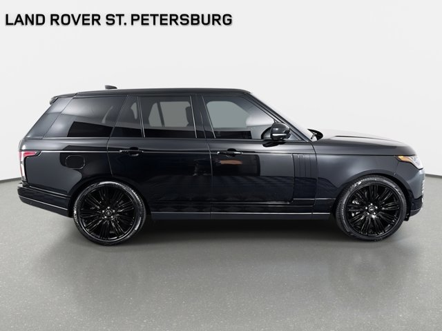 Used 2022 Land Rover Range Rover Westminster Edition image 4