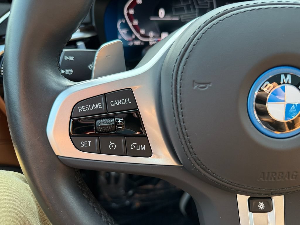 Used 2023 BMW 530e xDrive w/ Premium Package AWD/4WD image 31