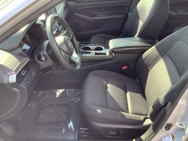 Used 2023 Nissan Altima 2.5 SV image 9