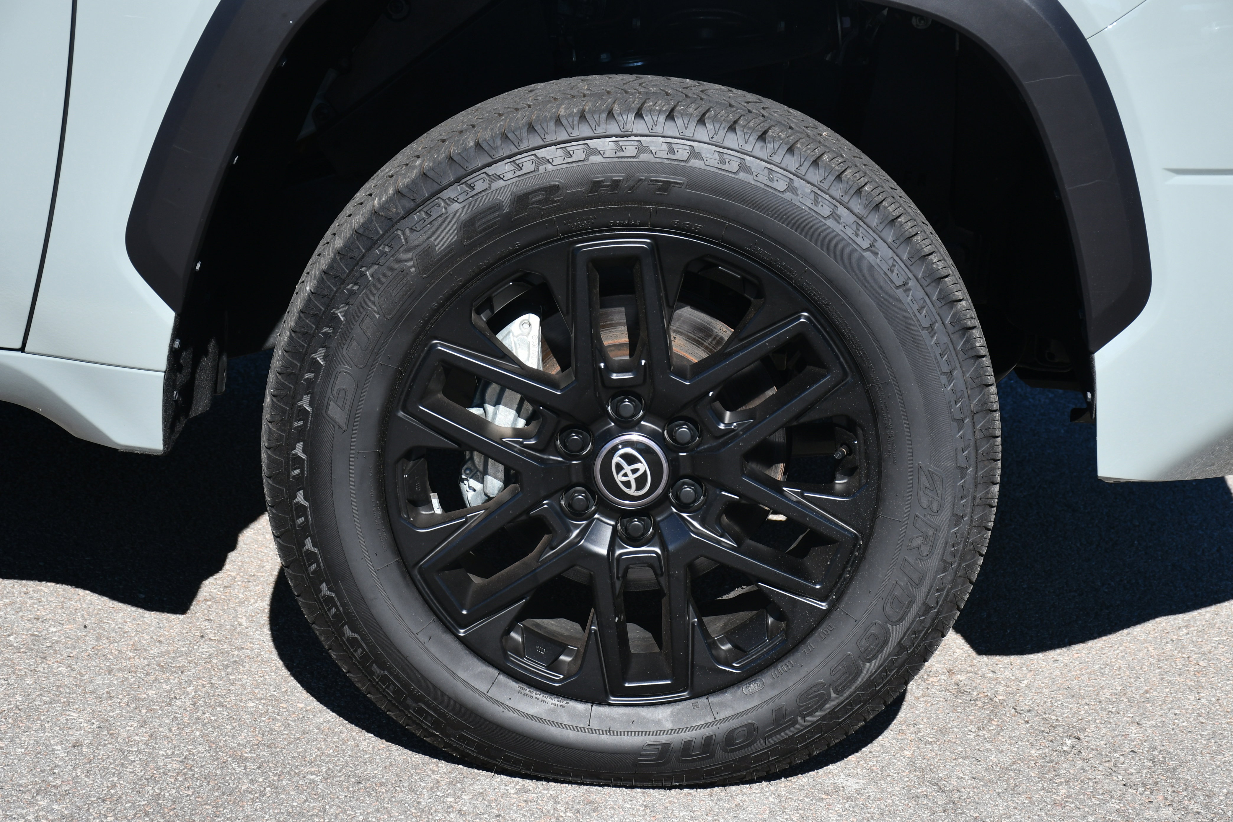 Used 2025 Toyota Tundra Limited image 22