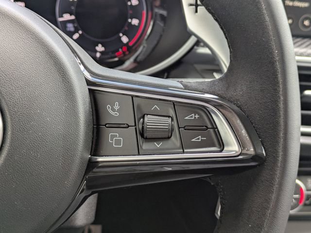 Used 2024 Alfa Romeo Stelvio Quadrifoglio image 32