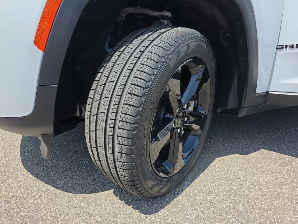 New 2026 Jeep Grand Cherokee L Limited w/ Limited Altitude Package AWD/4WD image 36