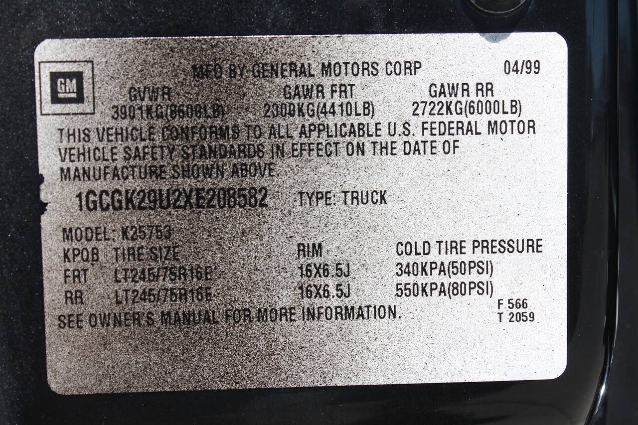 Used 1999 Chevrolet Silverado 2500 LS w/ Snow Plow Prep Pkg AWD/4WD image 37