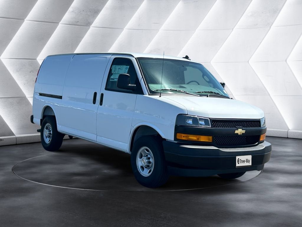 New 2026 Chevrolet Express 2500 w/ Driver Convenience Package RWD image 7