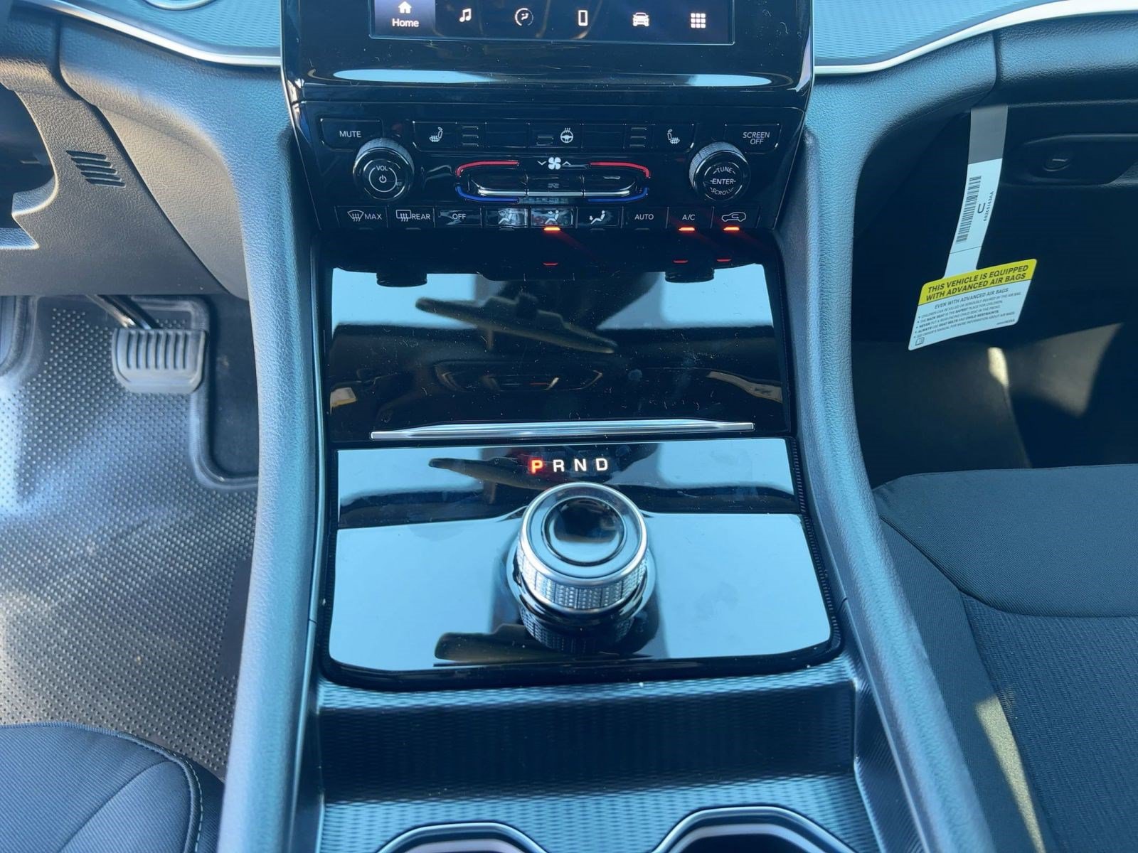 New 2026 Jeep Grand Cherokee Laredo X AWD/4WD image 17