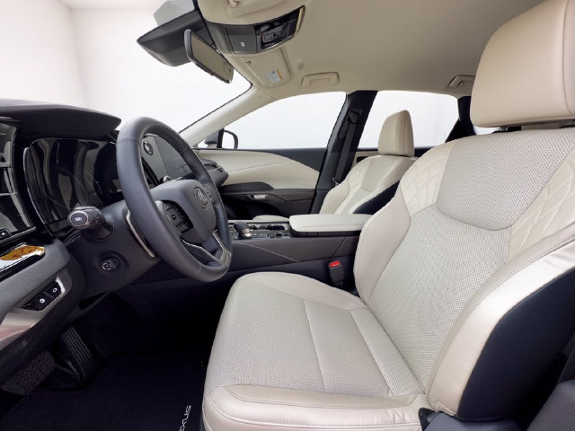 Used 2023 Lexus RX 350 FWD image 15