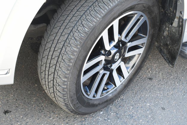 Certified 2019 Toyota 4Runner Limited AWD/4WD image 11