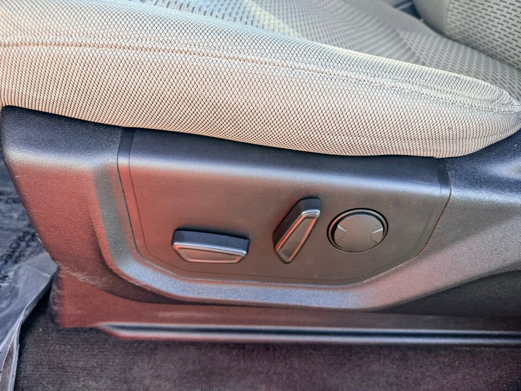 Used 2019 Ford F150 XLT w/ Equipment Group 302A Luxury image 18